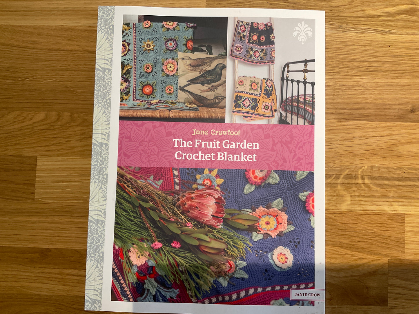 Fruit garden blanket book
