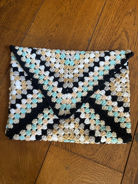 Crochet Pouch Kit