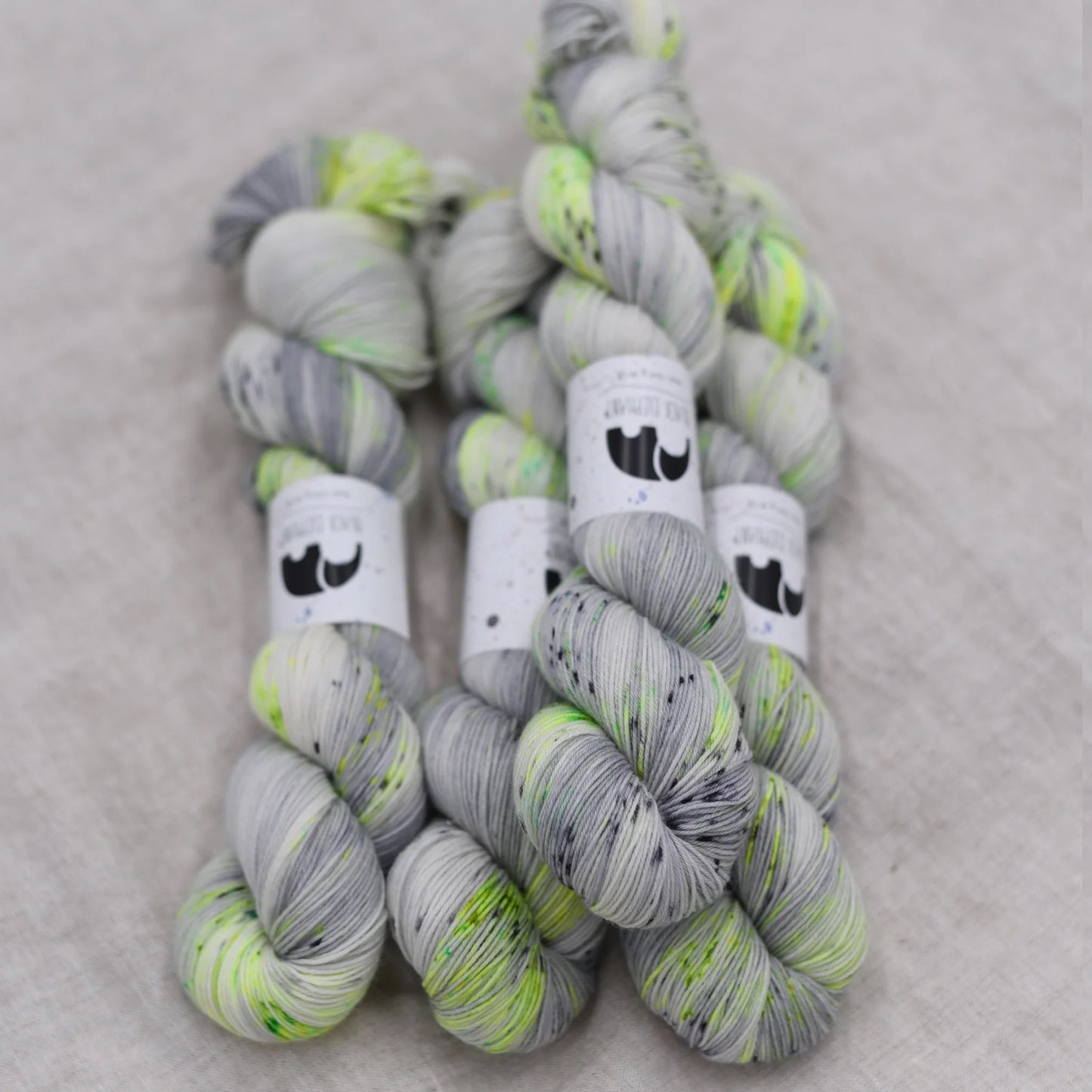 Black Elephant Pure Sock Hand dyed 100g