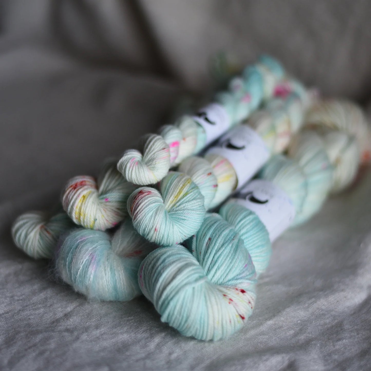 Black Elephant Pure Sock Hand dyed 100g